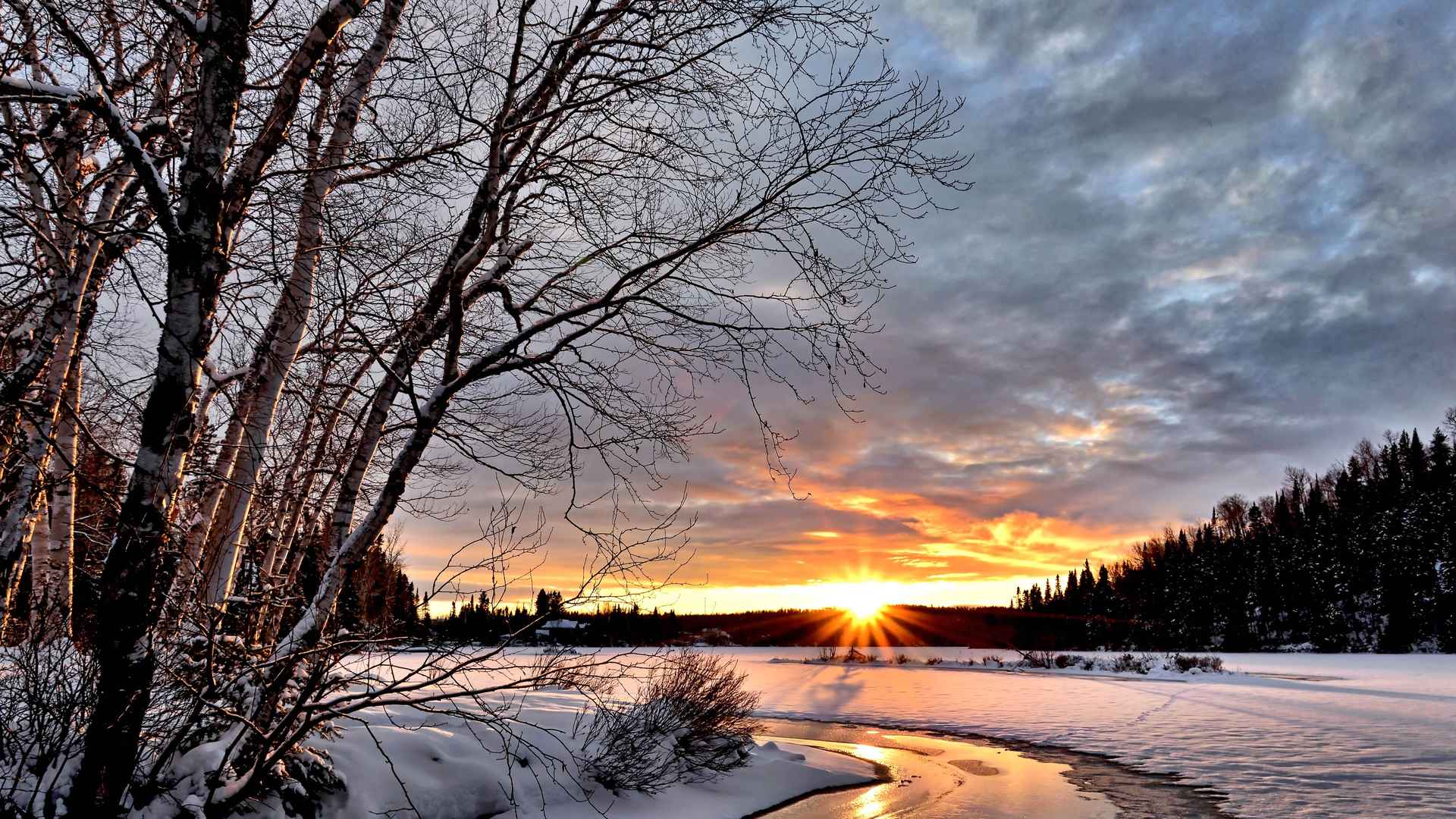 冰天雪地里的唯美风光桌面壁纸